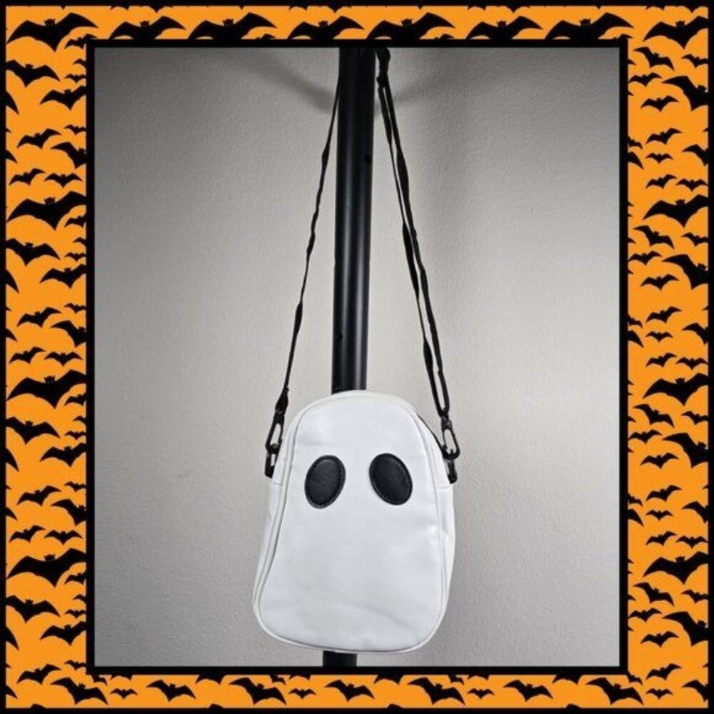 🎃 White Ghost Crossbody Bag‎ (NWOT)